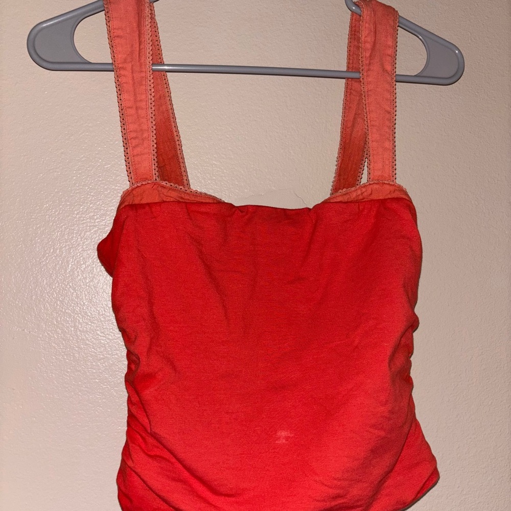 Red Sleeveless Top